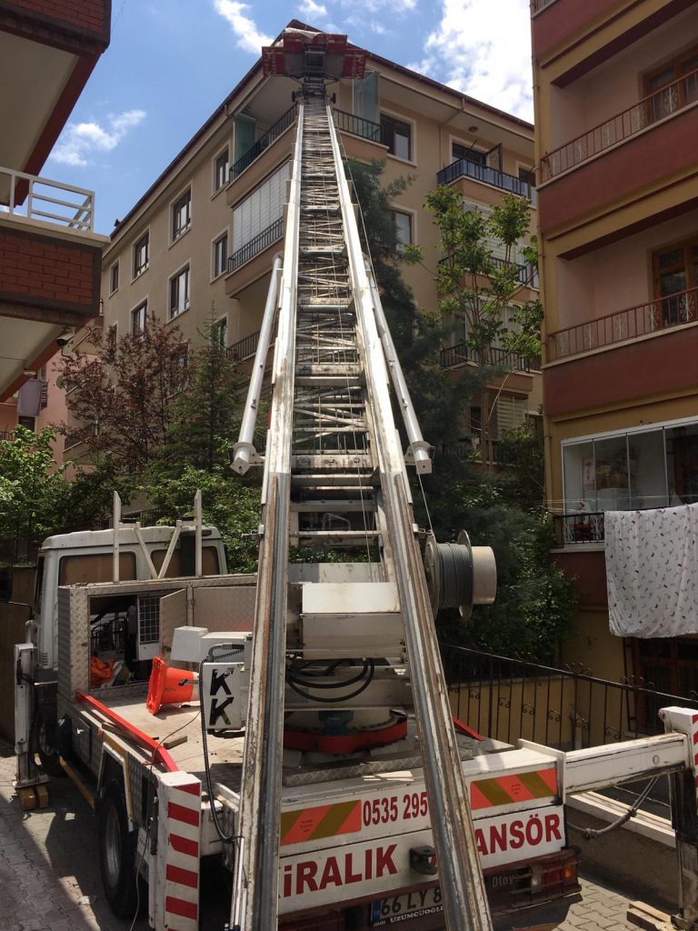 Batman Metropol Nakliyat Vinçli Taşıma - Zorlu Nakliyat Çözümleri - Batman Yüksek Kat Taşımacılığı - Batman Balkondan Taşıma - Batman Zorlu Erişim Çözümleri